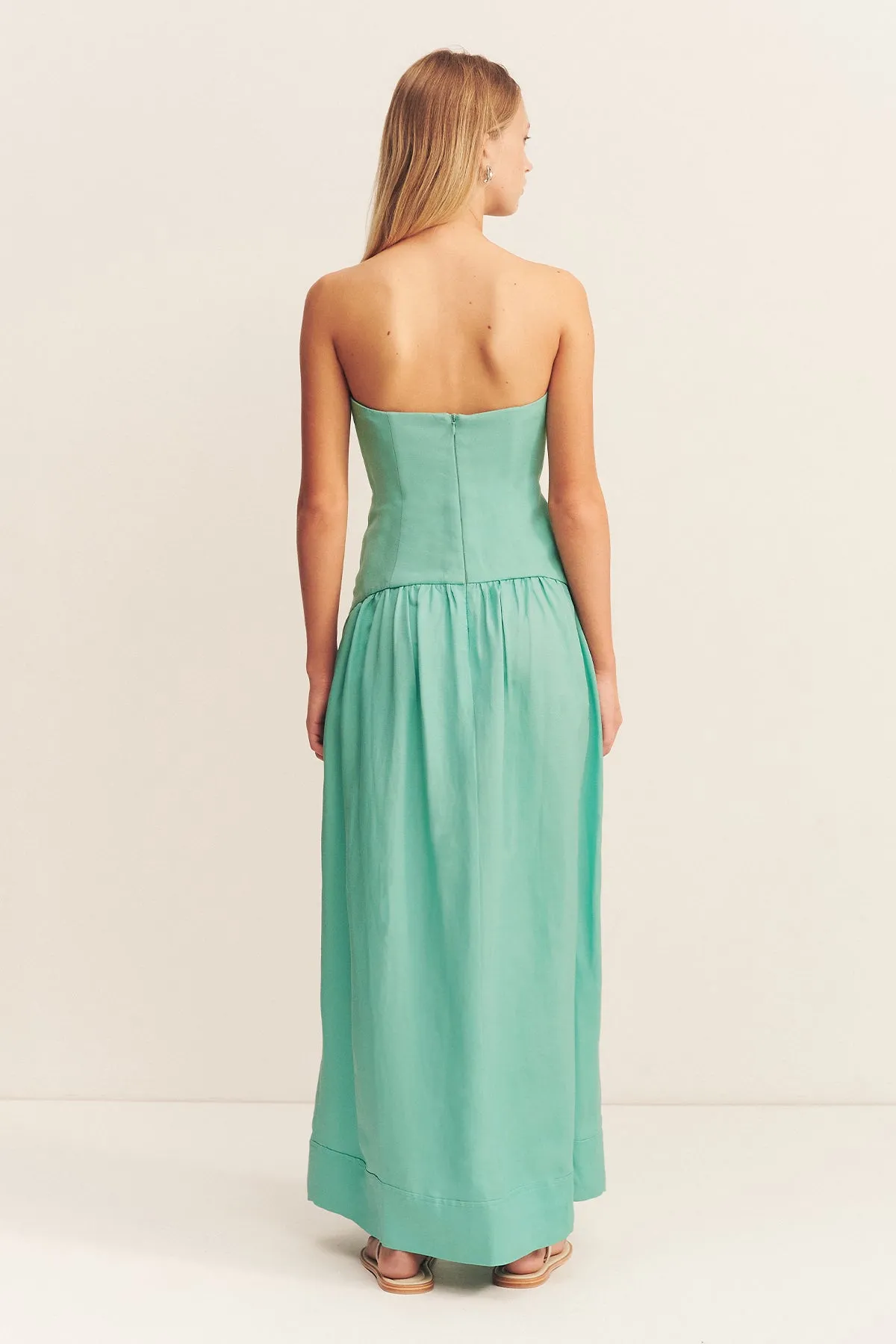 ALEC LINEN STRAPLESS PANELLED MAXI DRESS - POOL BLUE