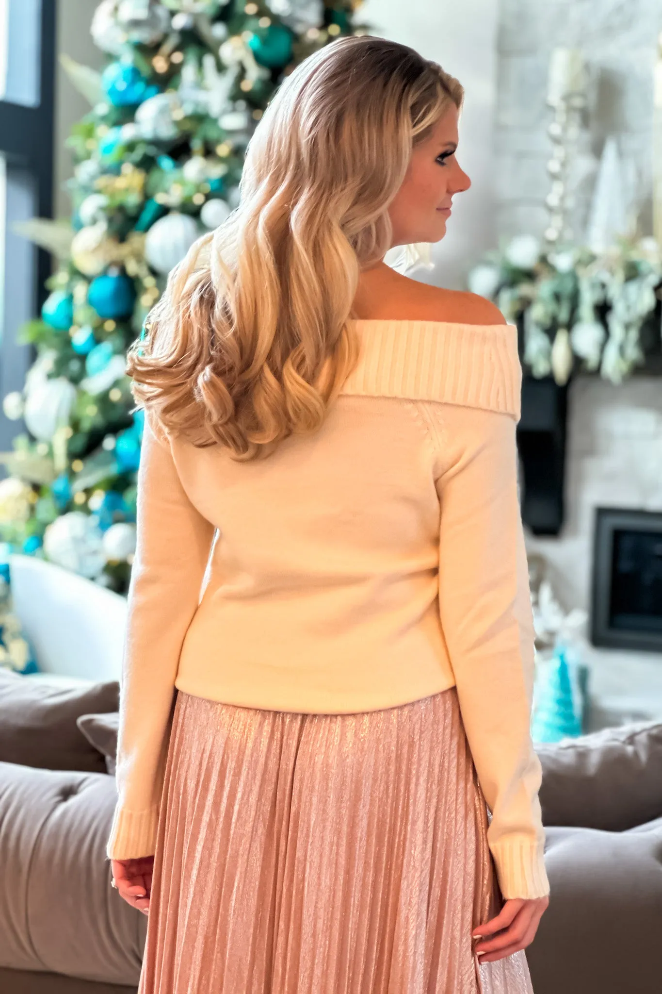 Be The One Off Shoulder Sweater : Cream