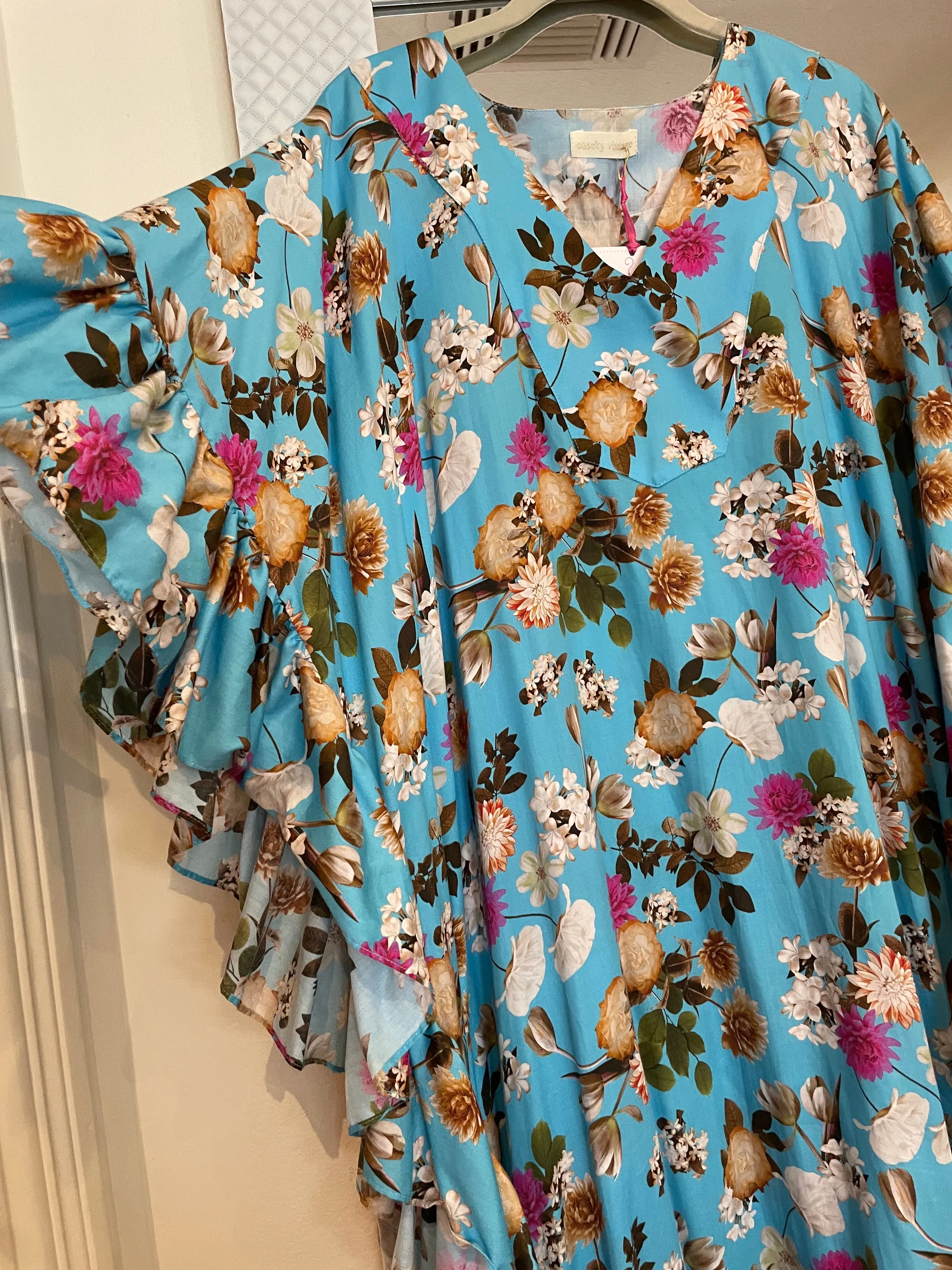 Cheeky Designed Silk-cotton Caftan