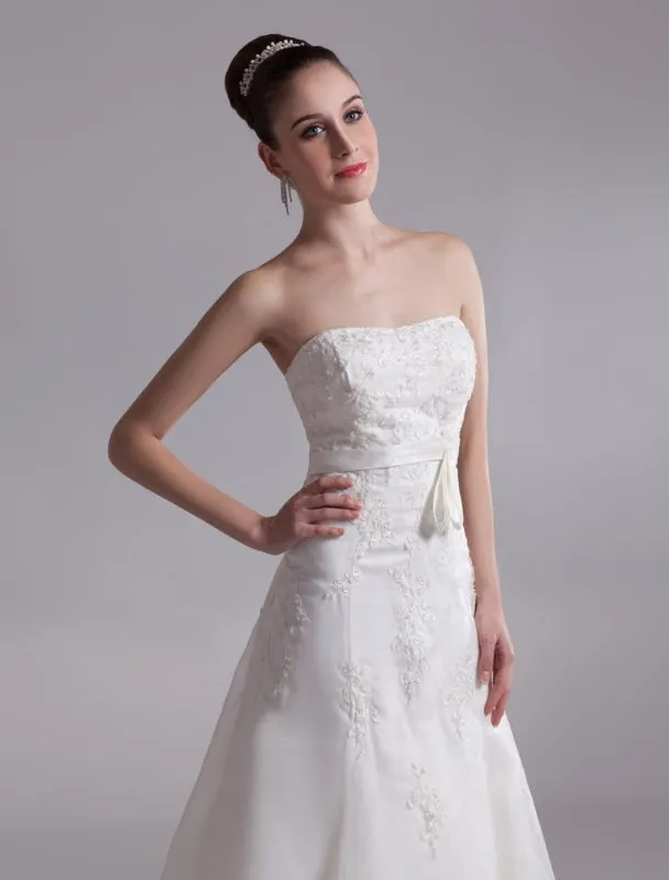 Elegant Ivory A-Line Strapless Rhinestone Tulle Bridal Wedding Dress