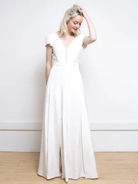 White Simple Wedding Dress Satin Fabric V-Neck Short Sleeves Backless Split Front A-Line Long Bridal Dresses